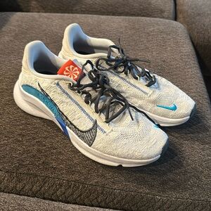 Mens white Superrep Nikes